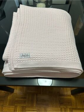 Sferra Bros. Pale Pink Waffle Cotton Kingston Blanket (Full/Queen)